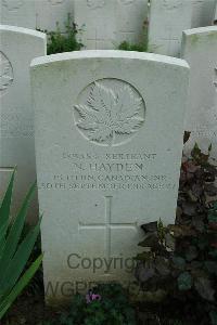 Canada Cemetery Tilloy Les Cambrai - Hayden, N